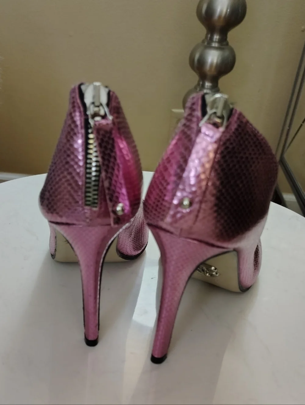 🆕⭐ Beautiisoles Pink Metallic High Heel Pumps - - Picture 9 of 14
